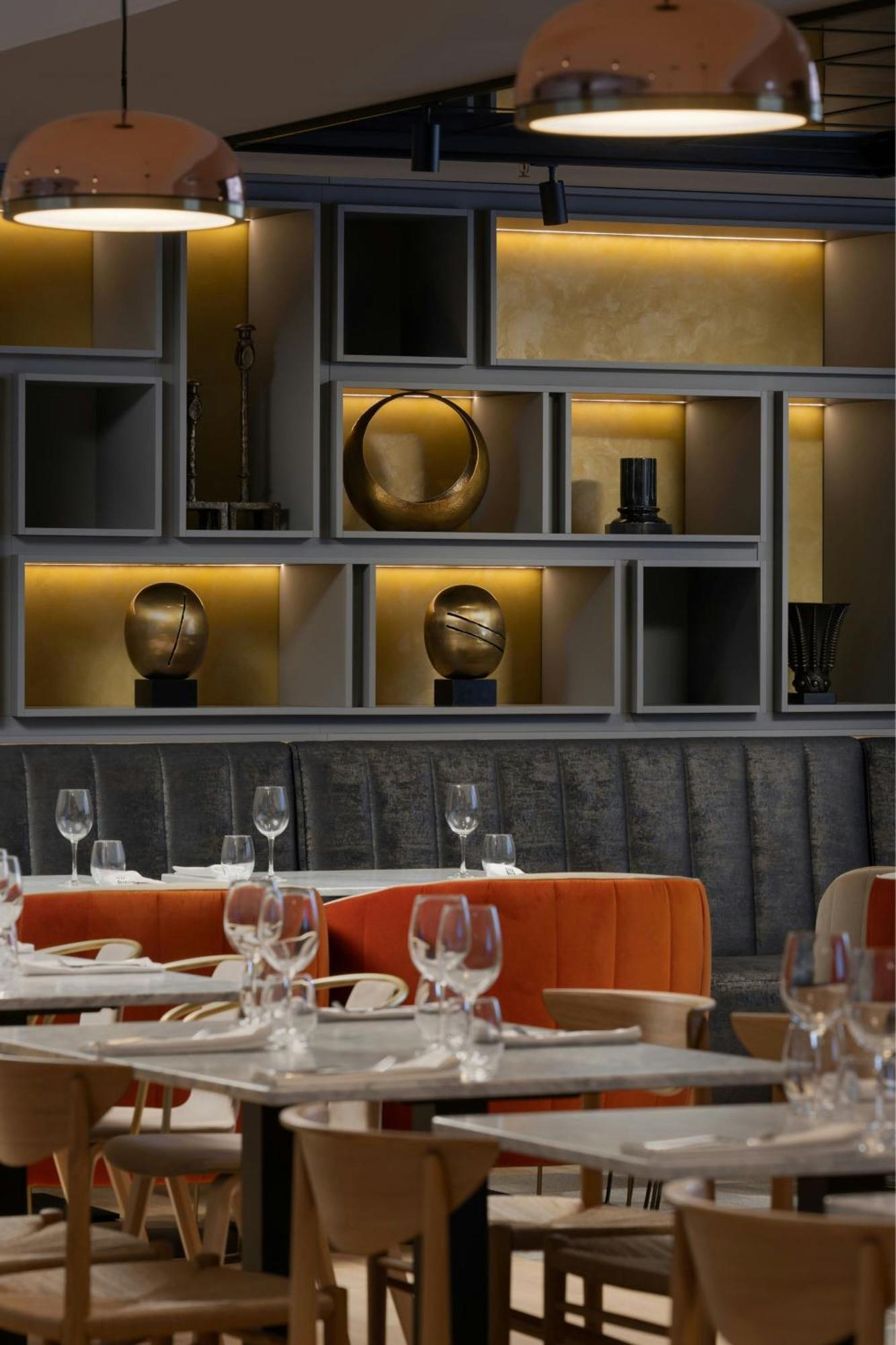 فندق Courtyard By Marriott Cluj - Napoca Downtown المظهر الخارجي الصورة