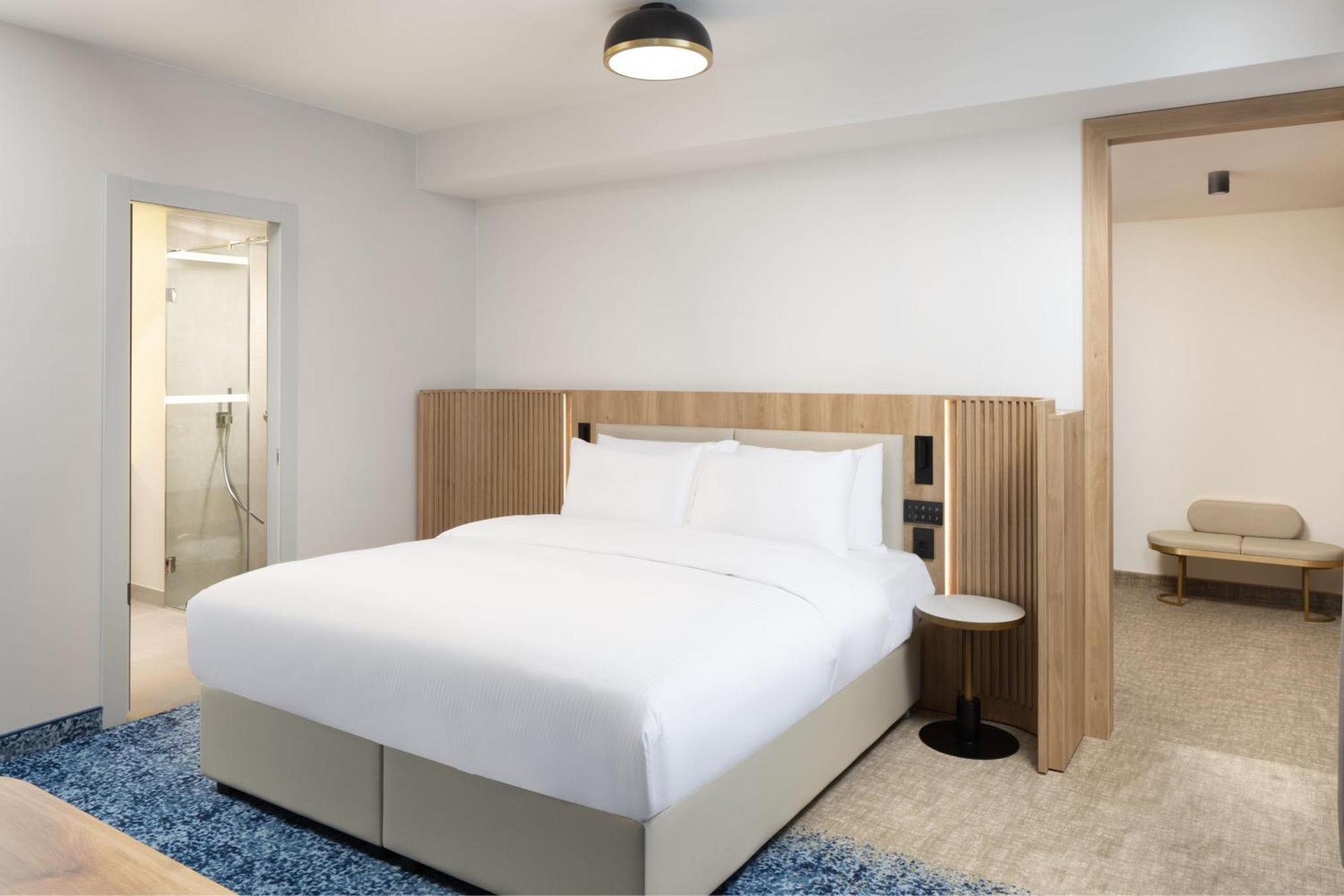 فندق Courtyard By Marriott Cluj - Napoca Downtown المظهر الخارجي الصورة